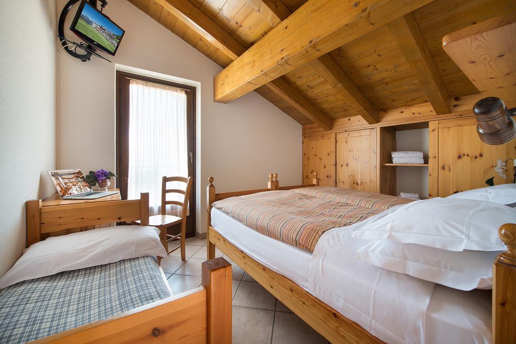 Hotel Gallo Cedrone Valdisotto Bilik gambar