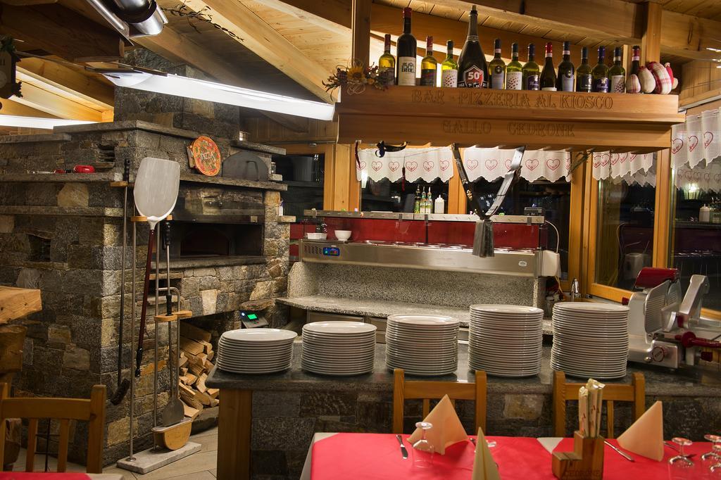 Hotel Gallo Cedrone Valdisotto Luaran gambar
